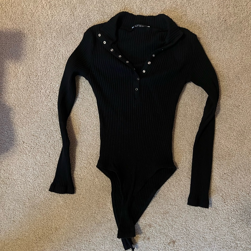 Zara Black Ribbed Long Sleeve Bodysuit